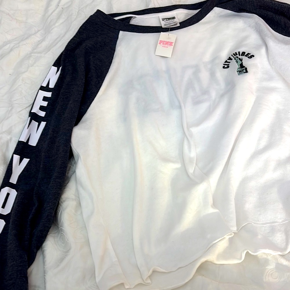 PINK Victoria's Secret Long Sleeve Tee Black and White